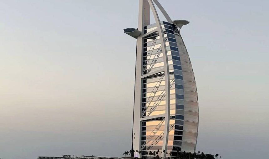 Keindahan Budaya Dubai – Abu Dhabi 5 Hari 4 Malam