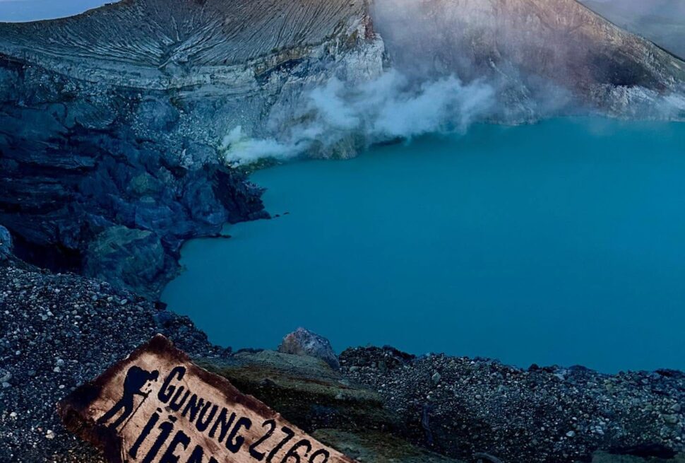 Banyuwangi-Kawah-Ijen