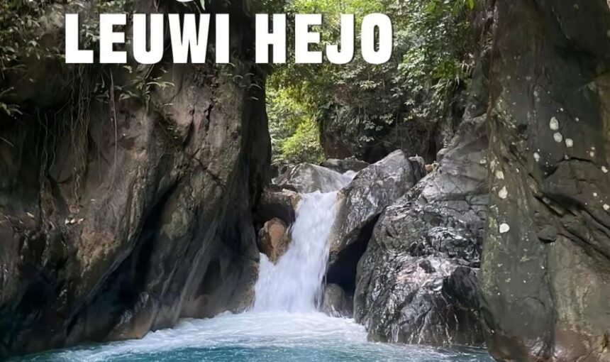 Menyegarkan Diri di Curug Leuwi Hejo