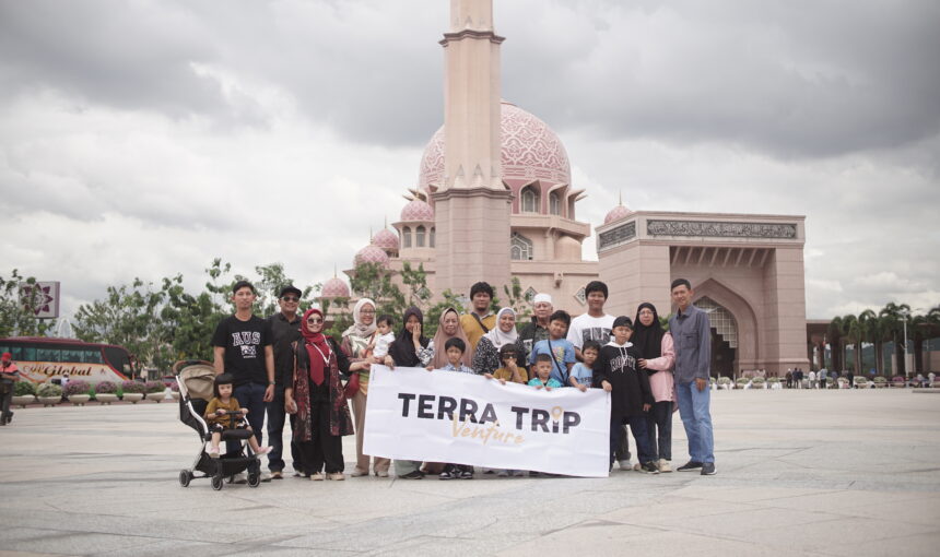 Liburan Seru Keluarga Ibu Fitri di Malaysia